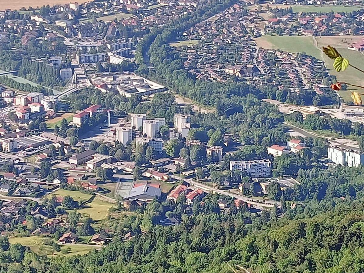Le Calme A 5 Mn Du Centre Ville - La Lisiere T2 บอนน์วิลล์ ภายนอก รูปภาพ